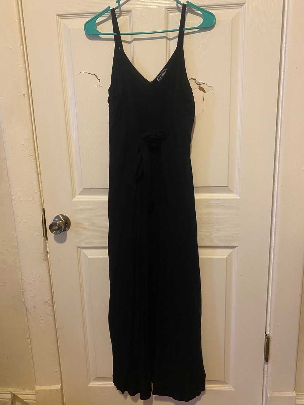 Classic Black V-Neck Spaghetti Strap Maxi Dress